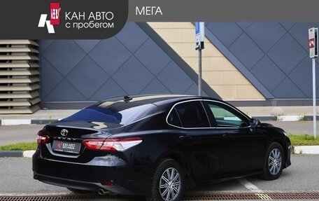 Toyota Camry, 2020 год, 1 798 000 рублей, 2 фотография