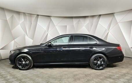 Mercedes-Benz E-Класс, 2018 год, 2 055 000 рублей, 5 фотография