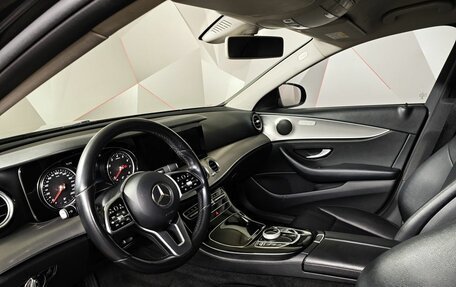 Mercedes-Benz E-Класс, 2018 год, 2 055 000 рублей, 18 фотография