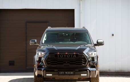 Toyota Sequoia, 2023 год, 9 350 000 рублей, 3 фотография