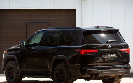 Toyota Sequoia, 2023 год, 9 350 000 рублей, 5 фотография