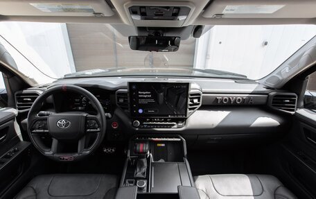 Toyota Sequoia, 2023 год, 9 350 000 рублей, 28 фотография