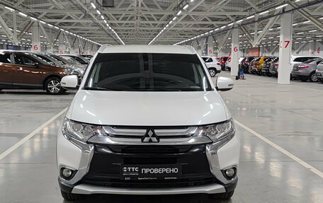 Mitsubishi Outlander III рестайлинг 3, 2015 год, 1 580 000 рублей, 2 фотография