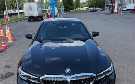 BMW 3 серия, 2020 год, 2 499 000 рублей, 2 фотография