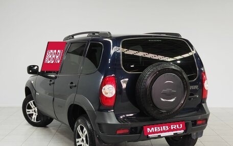 Chevrolet Niva I рестайлинг, 2016 год, 760 000 рублей, 7 фотография