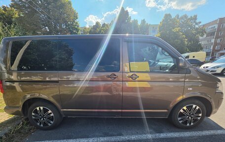 Volkswagen Multivan T5, 2011 год, 1 600 000 рублей, 3 фотография