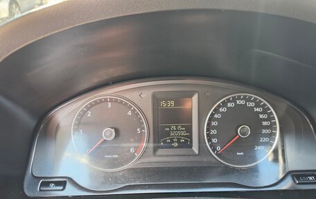 Volkswagen Multivan T5, 2011 год, 1 600 000 рублей, 13 фотография