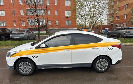 Hyundai Solaris II рестайлинг, 2019 год, 749 000 рублей, 2 фотография