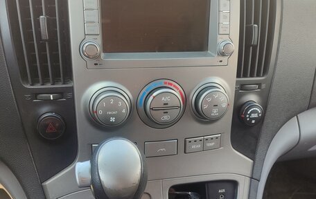 Hyundai Grand Starex Grand Starex I рестайлинг 2, 2010 год, 1 300 000 рублей, 6 фотография