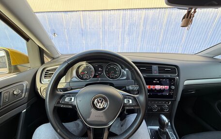 Volkswagen Golf VII, 2018 год, 1 999 999 рублей, 14 фотография