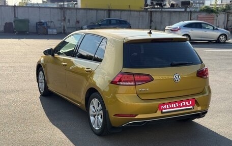Volkswagen Golf VII, 2018 год, 1 999 999 рублей, 6 фотография