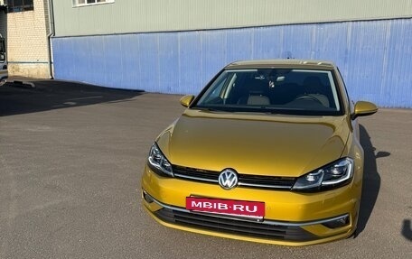 Volkswagen Golf VII, 2018 год, 1 999 999 рублей, 3 фотография