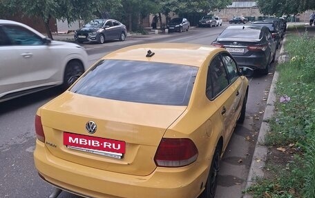 Volkswagen Polo VI (EU Market), 2017 год, 440 000 рублей, 2 фотография