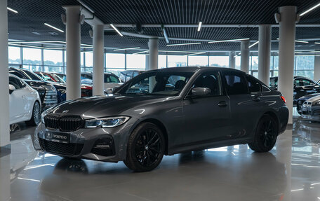 BMW 3 серия, 2019 год, 4 320 000 рублей, 1 фотография