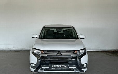 Mitsubishi Outlander III рестайлинг 3, 2022 год, 2 270 000 рублей, 2 фотография