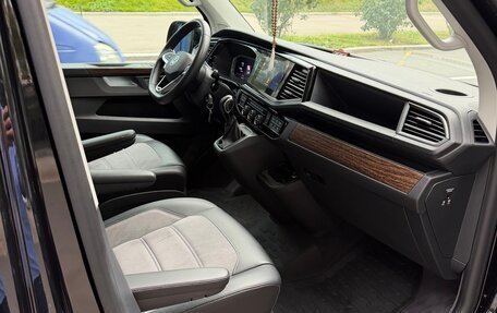 Volkswagen Multivan T6 рестайлинг, 2021 год, 8 700 000 рублей, 13 фотография