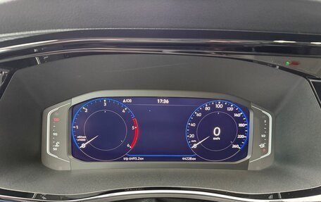 Volkswagen Multivan T6 рестайлинг, 2021 год, 8 700 000 рублей, 15 фотография
