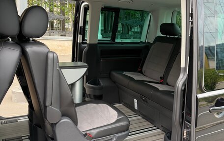 Volkswagen Multivan T6 рестайлинг, 2021 год, 8 700 000 рублей, 26 фотография