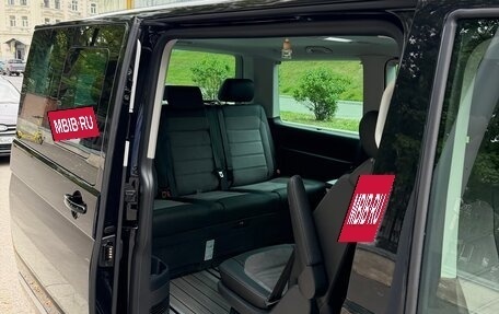 Volkswagen Multivan T6 рестайлинг, 2021 год, 8 700 000 рублей, 31 фотография