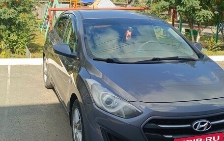 Hyundai i30 II рестайлинг, 2016 год, 1 040 000 рублей, 2 фотография