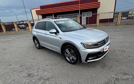 Volkswagen Tiguan II, 2017 год, 2 500 000 рублей, 6 фотография