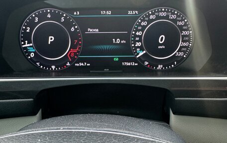 Volkswagen Tiguan II, 2017 год, 2 500 000 рублей, 12 фотография
