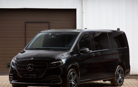 Mercedes-Benz V-Класс, 2024 год, 20 600 000 рублей, 4 фотография