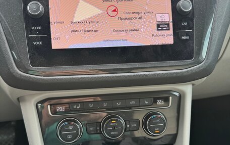 Volkswagen Tiguan II, 2017 год, 2 500 000 рублей, 13 фотография