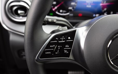Mercedes-Benz V-Класс, 2024 год, 20 600 000 рублей, 32 фотография