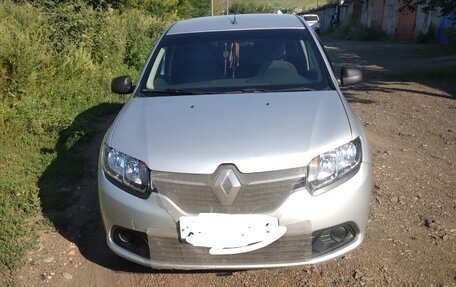 Renault Logan II, 2017 год, 1 000 000 рублей, 4 фотография