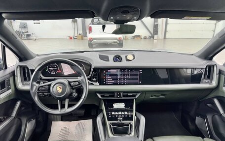 Porsche Cayenne III, 2023 год, 13 500 000 рублей, 8 фотография