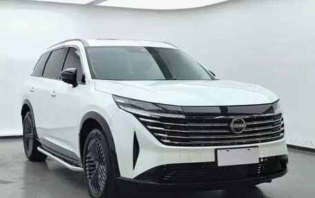 Nissan Pathfinder, 2024 год, 4 800 000 рублей, 2 фотография