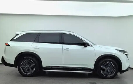 Nissan Pathfinder, 2024 год, 4 800 000 рублей, 6 фотография