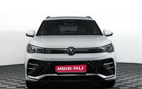 Volkswagen Tiguan, 2024 год, 4 390 000 рублей, 2 фотография