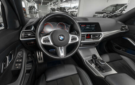 BMW 3 серия, 2019 год, 4 320 000 рублей, 7 фотография