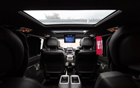 Mercedes-Benz V-Класс, 2021 год, 7 510 000 рублей, 29 фотография