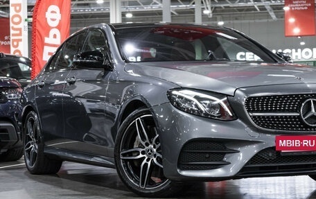 Mercedes-Benz E-Класс, 2017 год, 3 580 000 рублей, 5 фотография