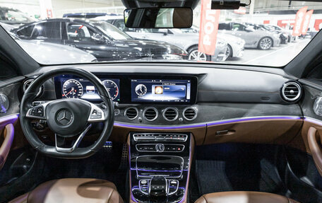 Mercedes-Benz E-Класс, 2017 год, 3 580 000 рублей, 13 фотография