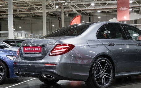 Mercedes-Benz E-Класс, 2017 год, 3 580 000 рублей, 7 фотография