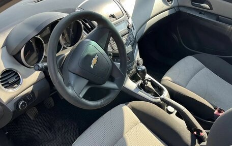 Chevrolet Cruze II, 2013 год, 830 000 рублей, 6 фотография