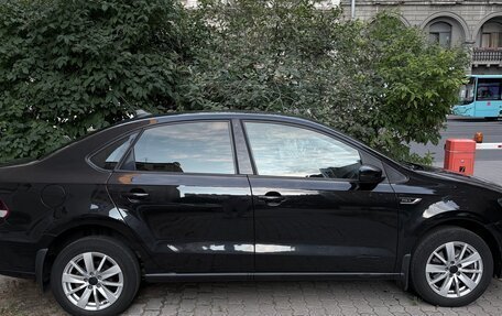 Volkswagen Polo VI (EU Market), 2018 год, 1 100 000 рублей, 4 фотография