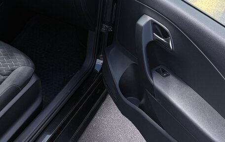 Volkswagen Polo VI (EU Market), 2018 год, 1 100 000 рублей, 11 фотография