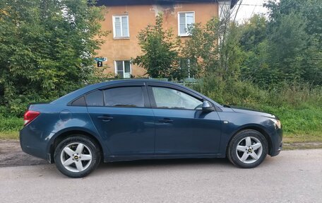 Chevrolet Cruze II, 2010 год, 500 000 рублей, 5 фотография
