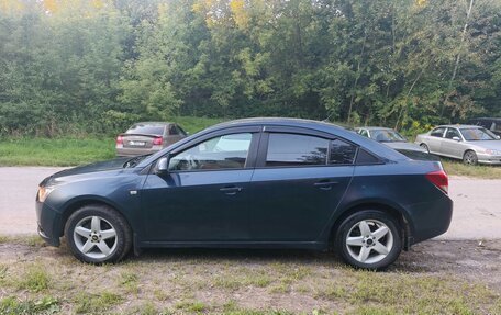 Chevrolet Cruze II, 2010 год, 500 000 рублей, 8 фотография