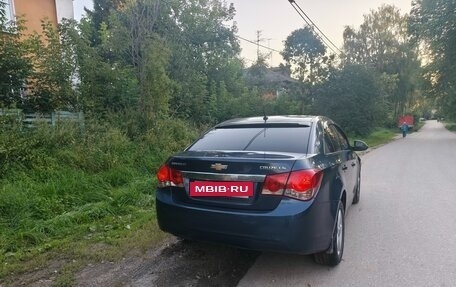 Chevrolet Cruze II, 2010 год, 500 000 рублей, 6 фотография