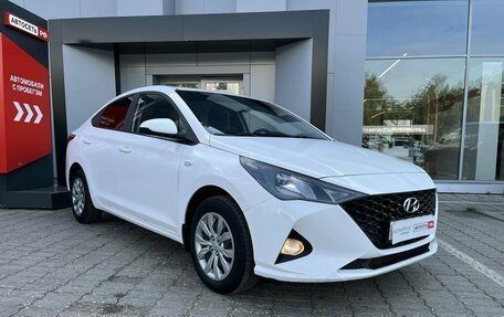 Hyundai Solaris II рестайлинг, 2021 год, 1 649 360 рублей, 5 фотография