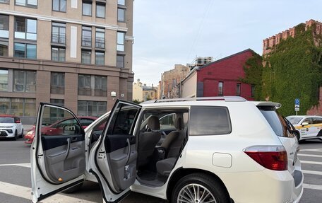 Toyota Highlander III, 2008 год, 1 700 000 рублей, 6 фотография