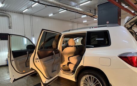 Toyota Highlander III, 2008 год, 1 700 000 рублей, 21 фотография