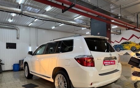 Toyota Highlander III, 2008 год, 1 700 000 рублей, 25 фотография