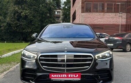 Mercedes-Benz S-Класс, 2022 год, 13 000 000 рублей, 2 фотография